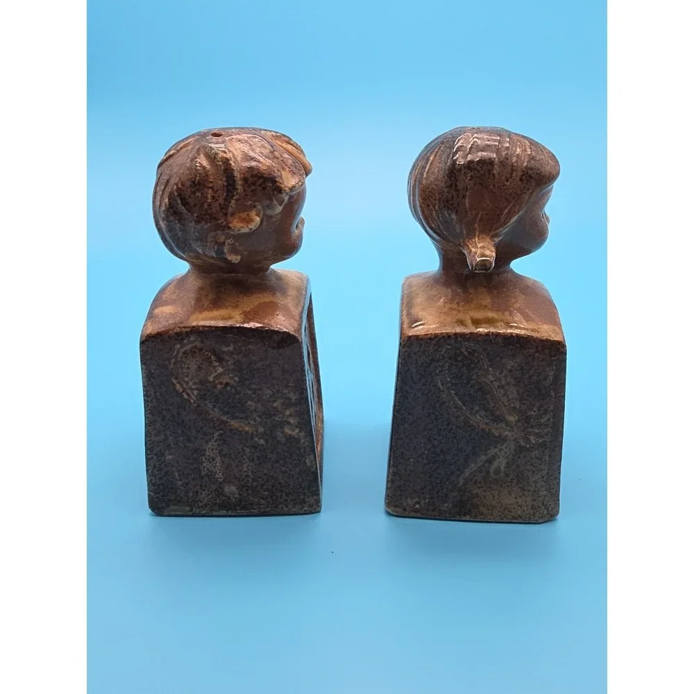 Vintage 1970s Boy‎ & Girl Salt & Pepper Shaker Set 4